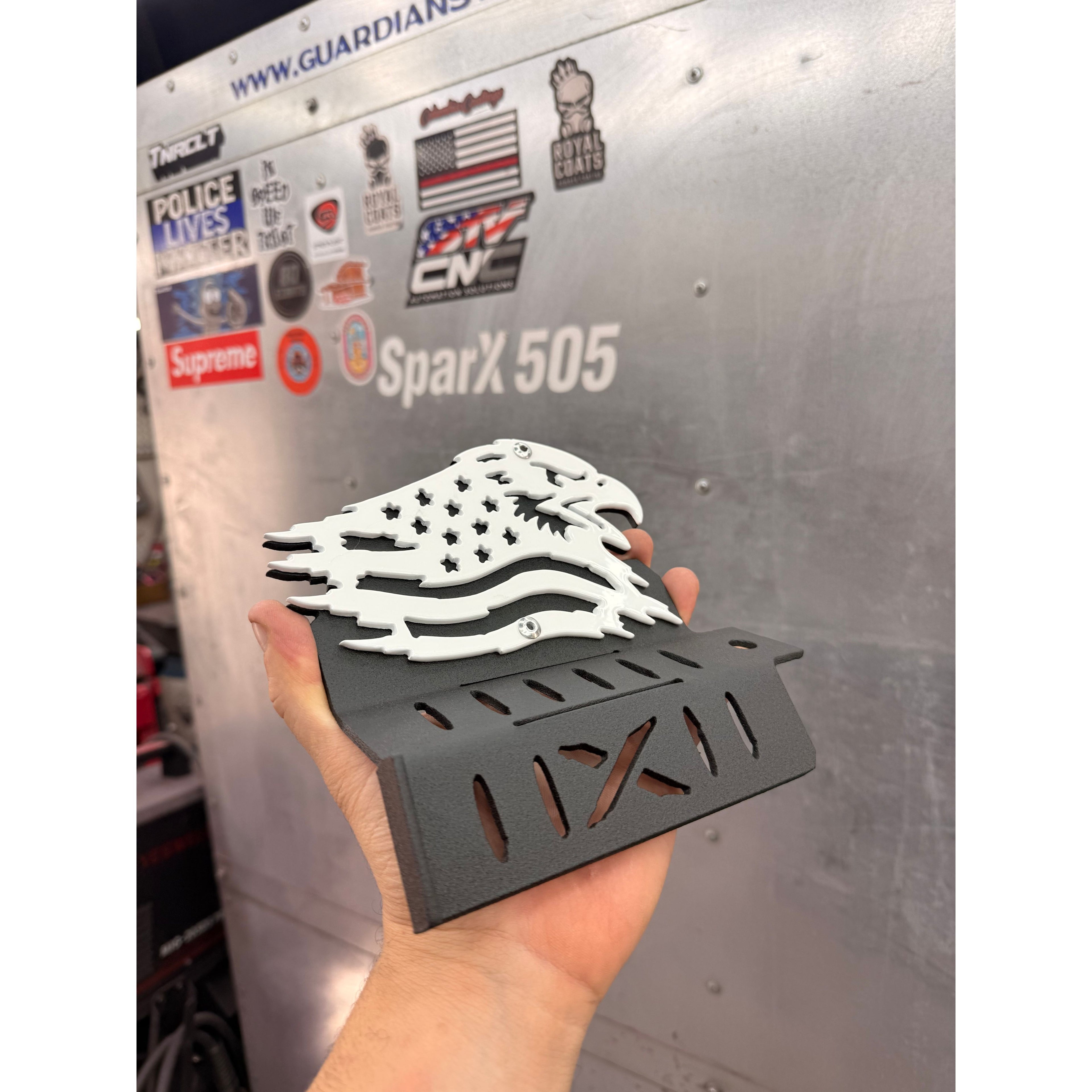 EAGLE FLAG Design Jeep Foot Pegs | Personalized Jeep Wrangler Foot Pegs | Aftermarket Jeep Accessories | Powder Coated Steel | Fits Most Jeeps